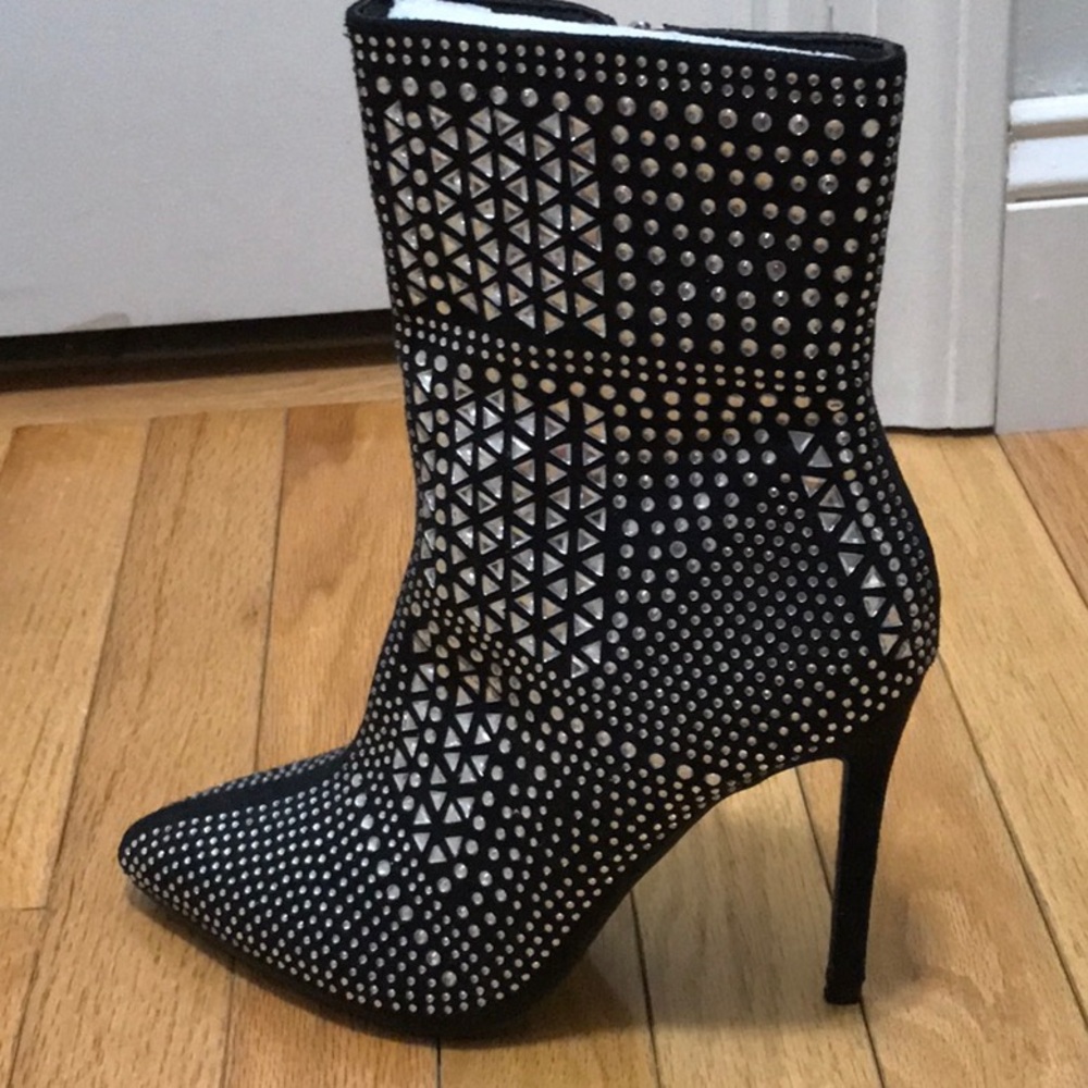 Blingy Boots Size 8